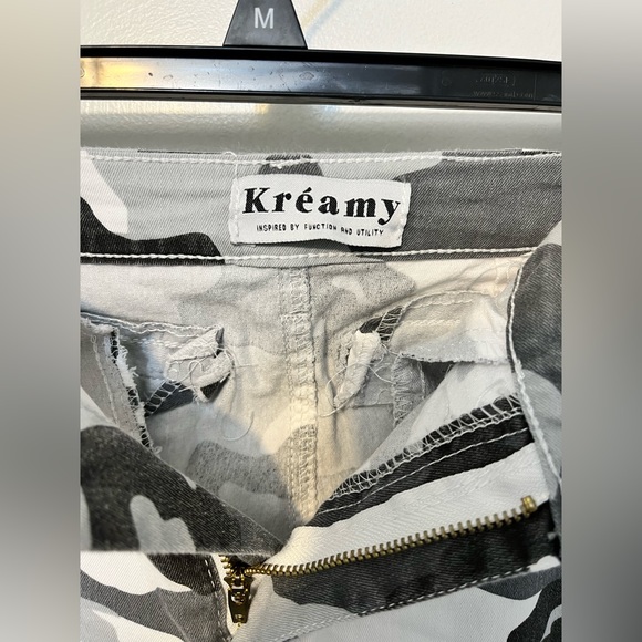 KREAMY CASUAL WHITE CAMO PANTS - Picture 6 of 10